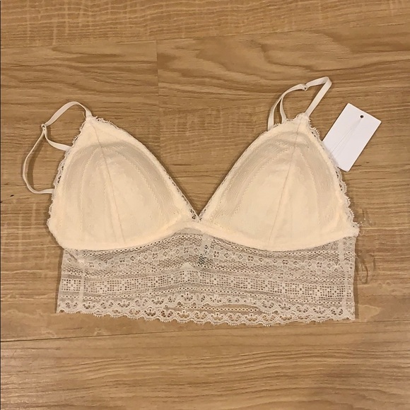 Charlotte Russe Other - Cream Bralette